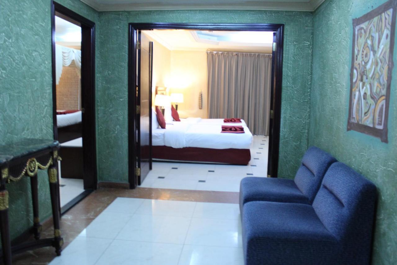 Oriental Corner Hotel Apartments Llc Дубай Экстерьер фото