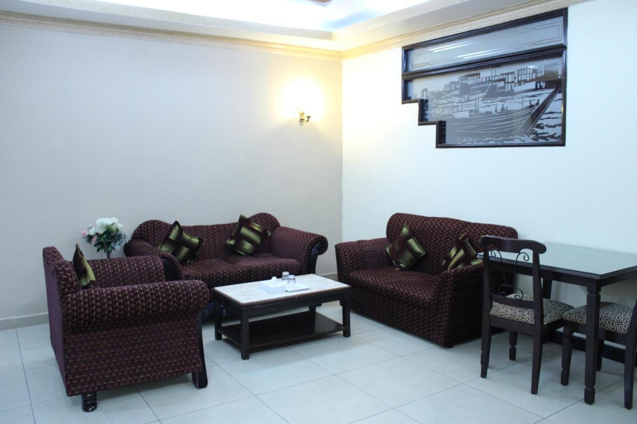 Oriental Corner Hotel Apartments Llc Дубай Экстерьер фото