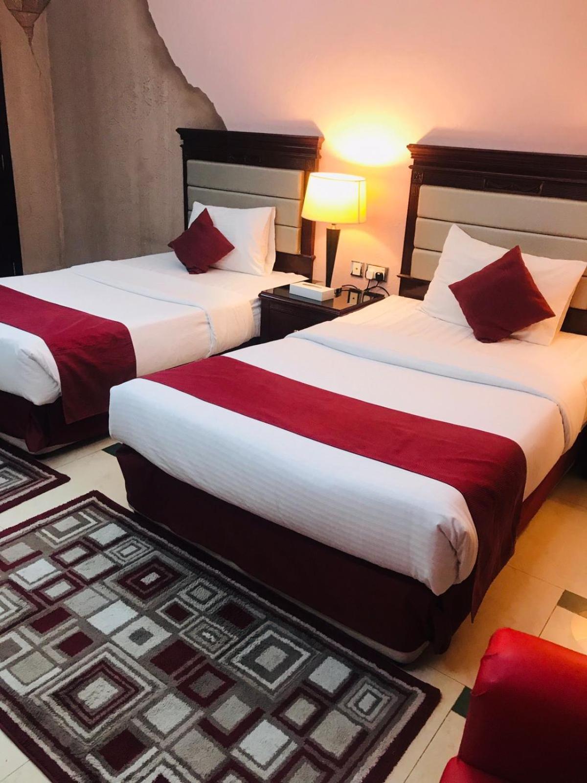 Oriental Corner Hotel Apartments Llc Дубай Экстерьер фото